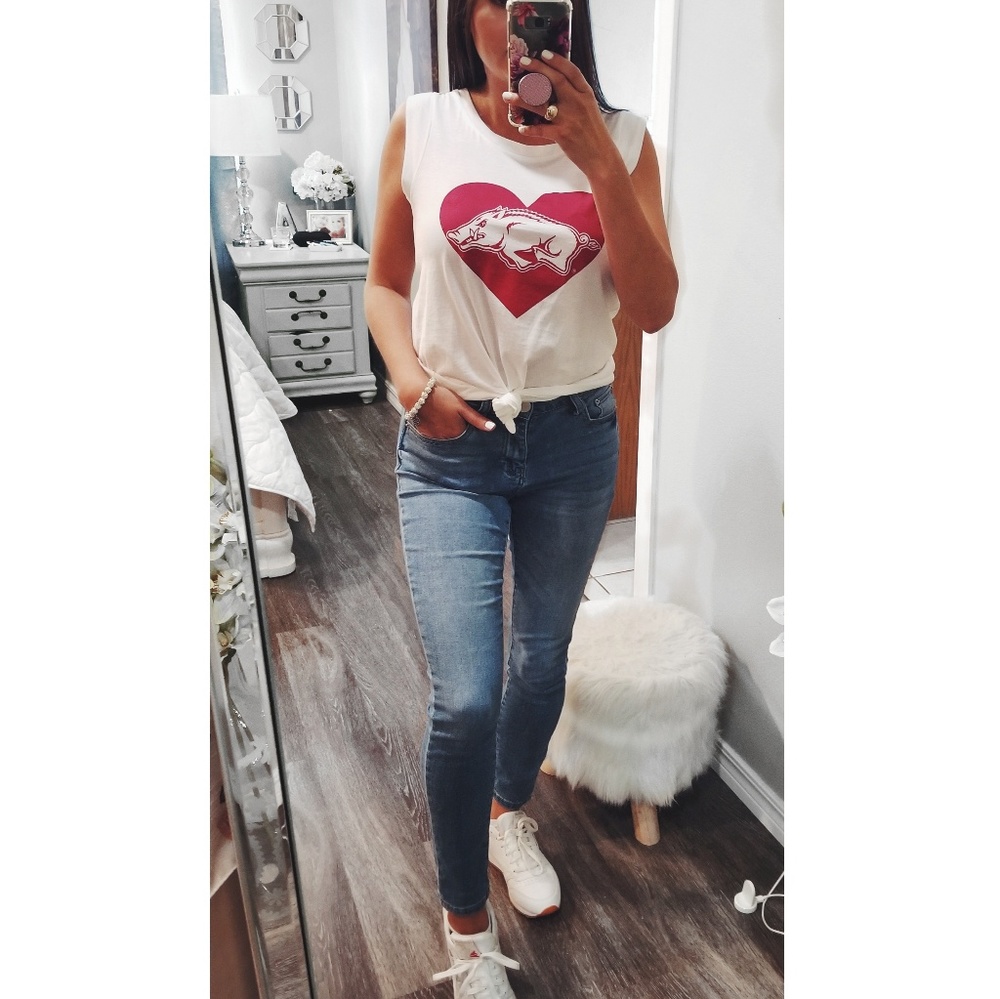 Razorback heart 🚫SOLD🚫
